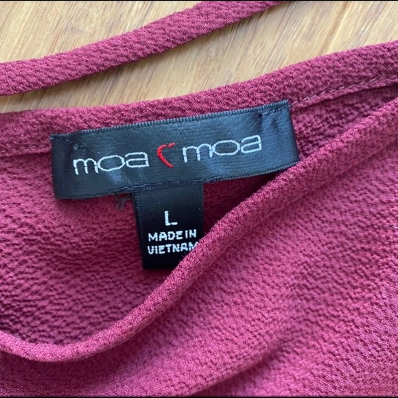 Off the shoulder top - Picture 3 of 4